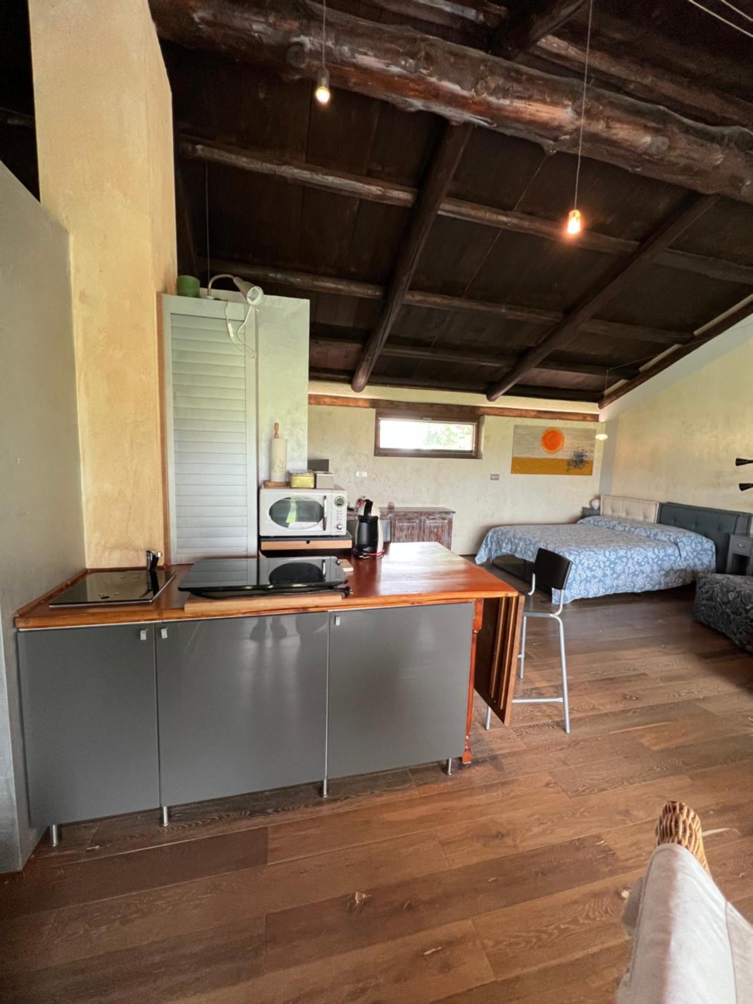 Casa Del Bosco Apartment Busca Bagian luar foto